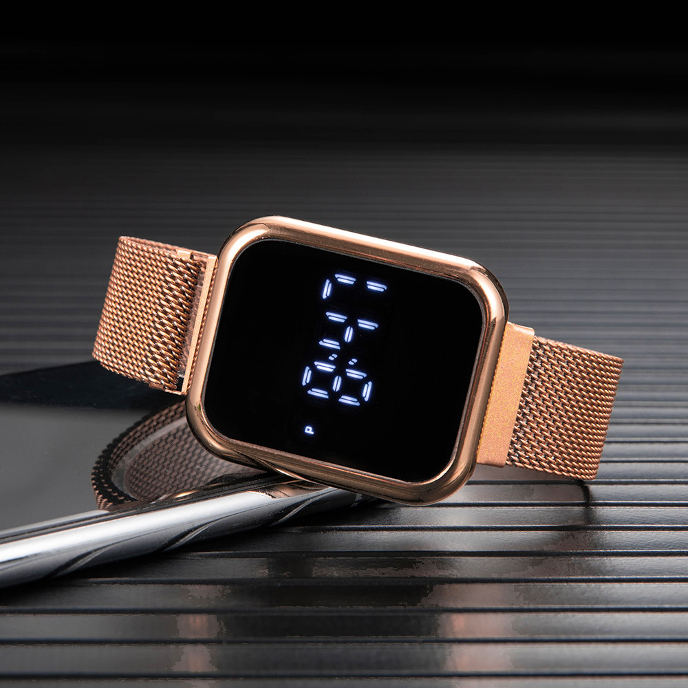 Relojes digitales rectangulare - Luxury Watch News reseña y precio